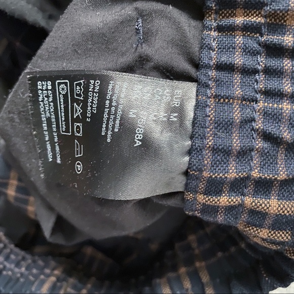 H&M Plaid Joggers / Dress Pants - Picture 14 of 14